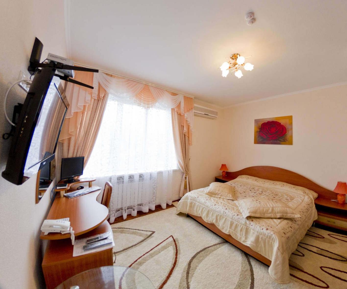 Kristina Hotel Zaporizhia Ngoại thất bức ảnh