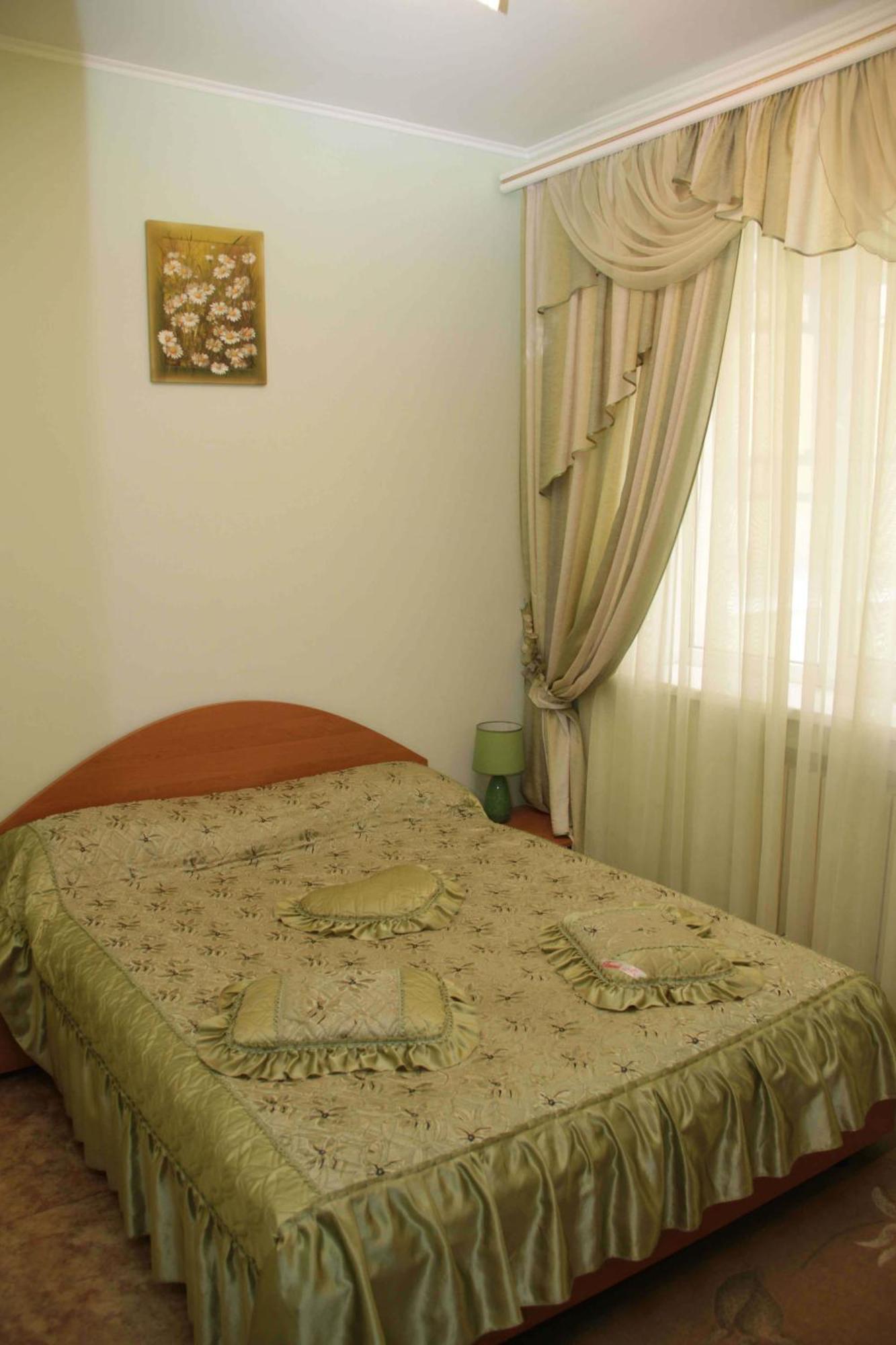 Kristina Hotel Zaporizhia Ngoại thất bức ảnh